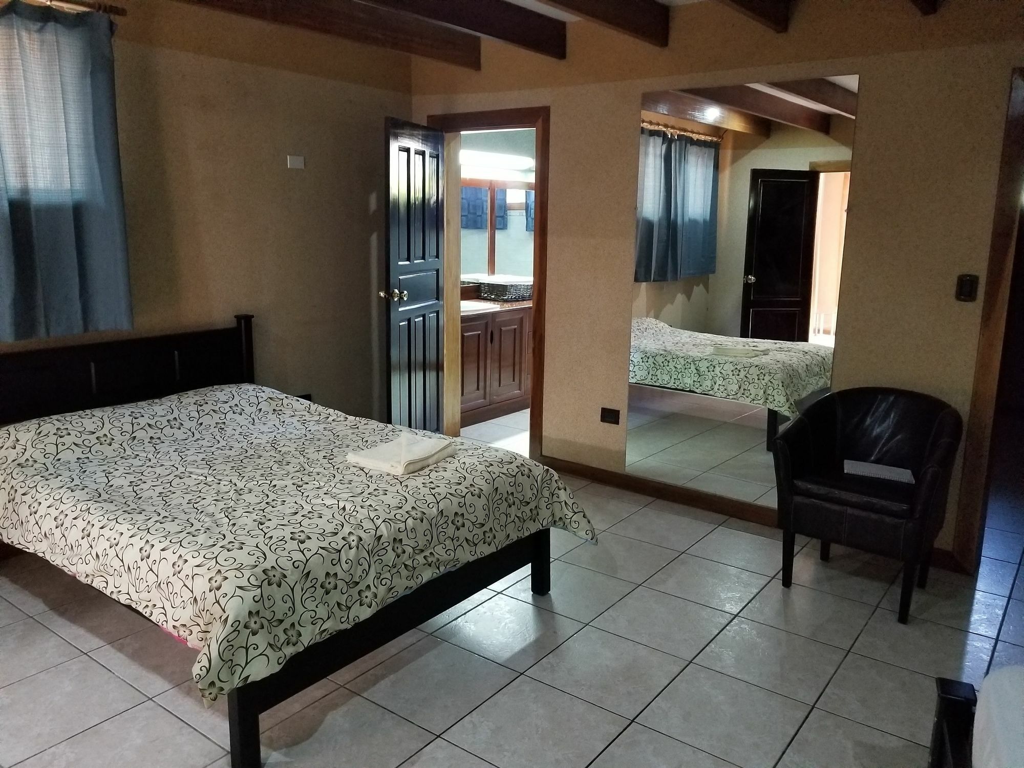 Hotel Monte Campana Escazu San José Kültér fotó