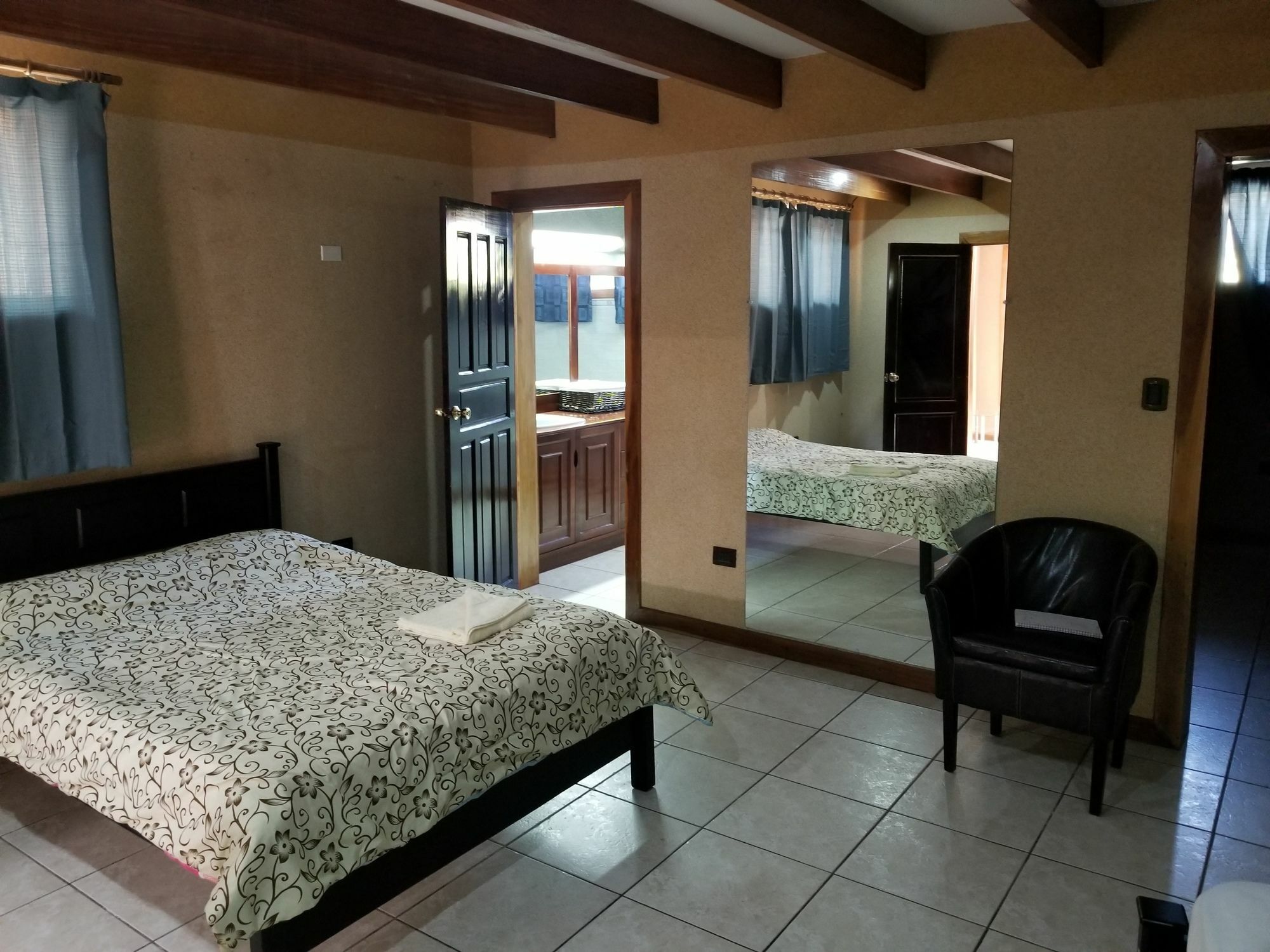 Hotel Monte Campana Escazu San José Kültér fotó
